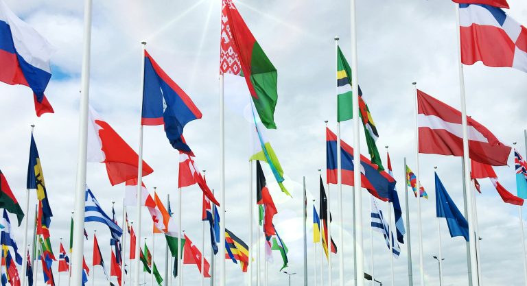 drapeaux internationnaux